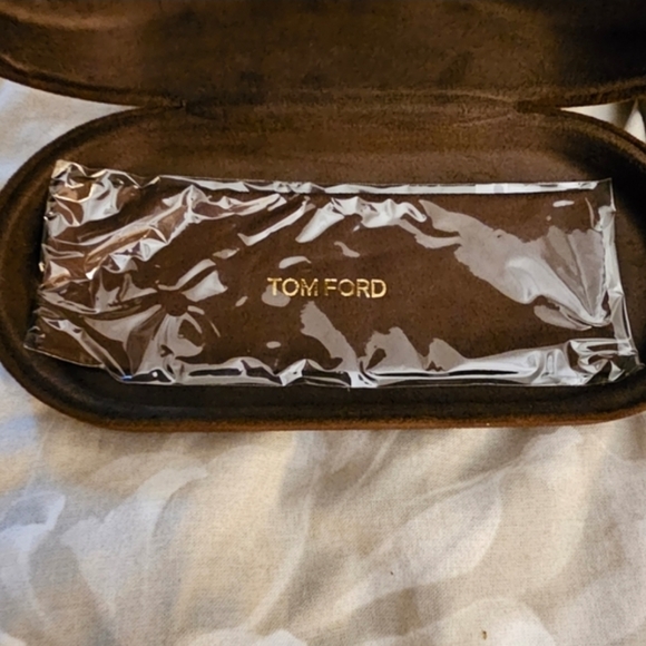 TOM FORD ANOUSHKA SUNGLASSES NWOT NEVER WORN. - Picture 9 of 12